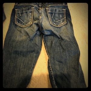 BKE distressed capris
